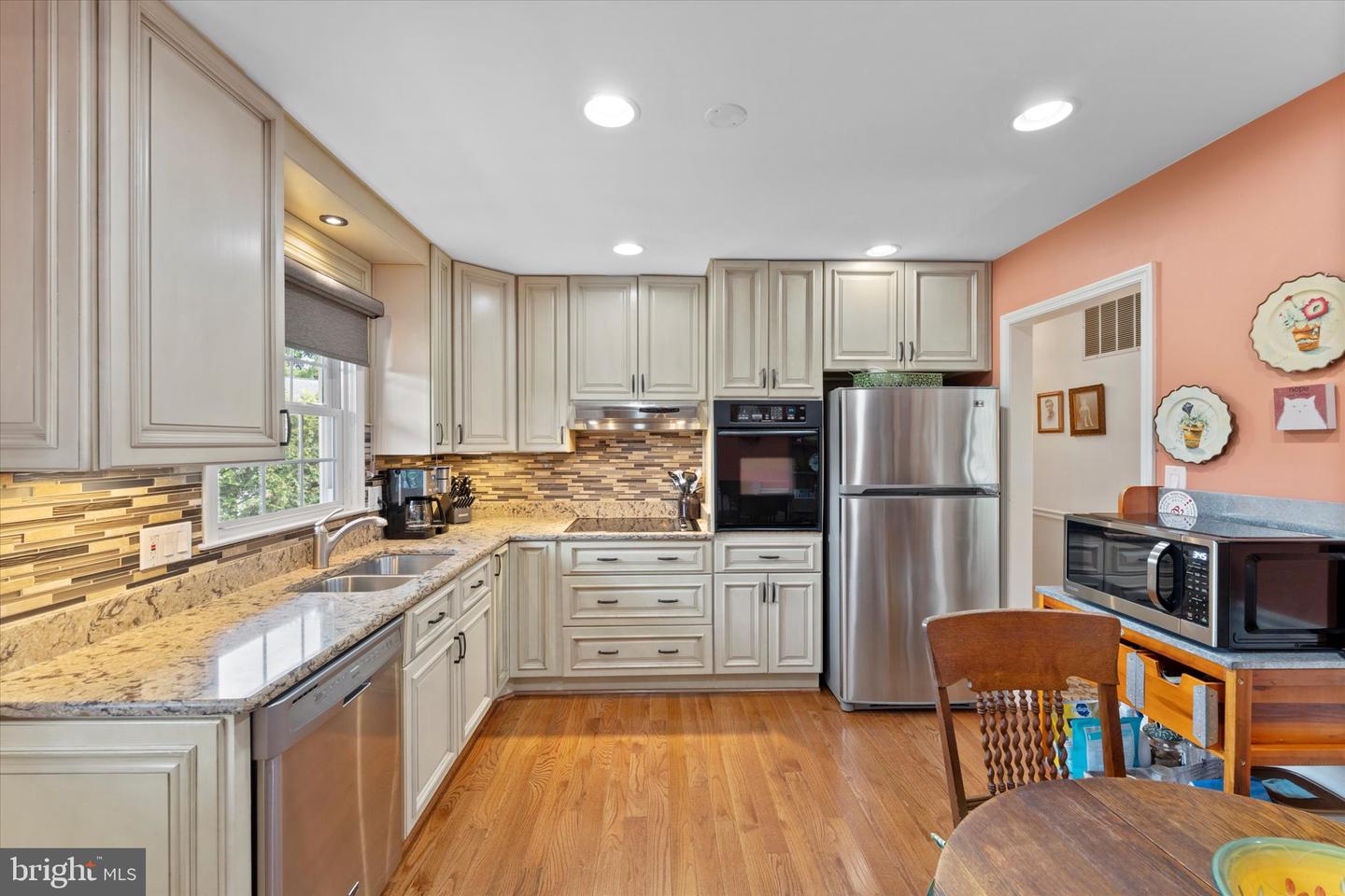 1010 Tuscarora Dr SW