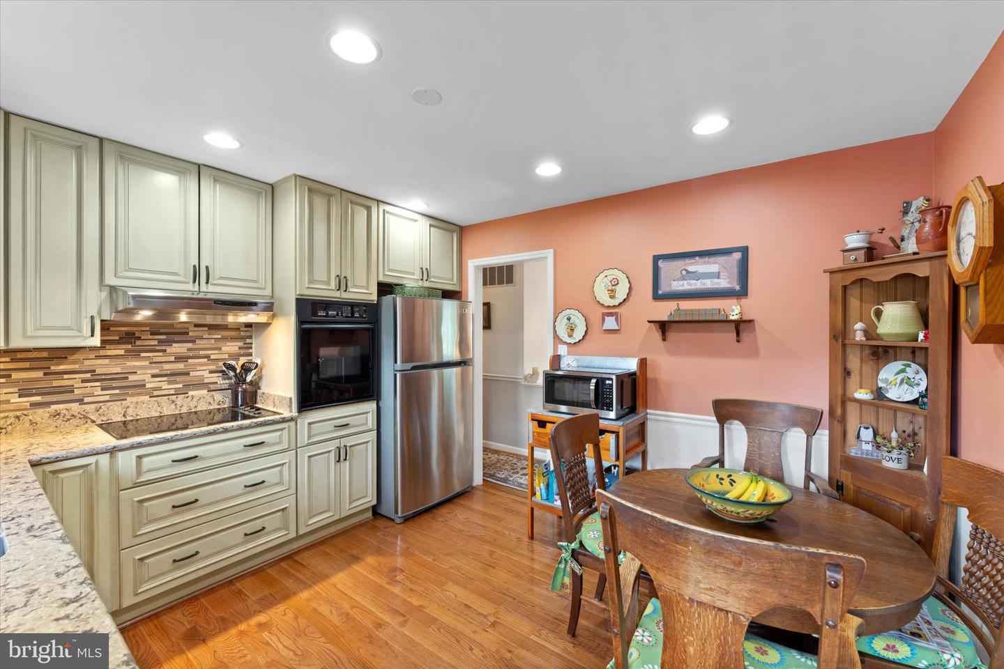1010 Tuscarora Dr SW