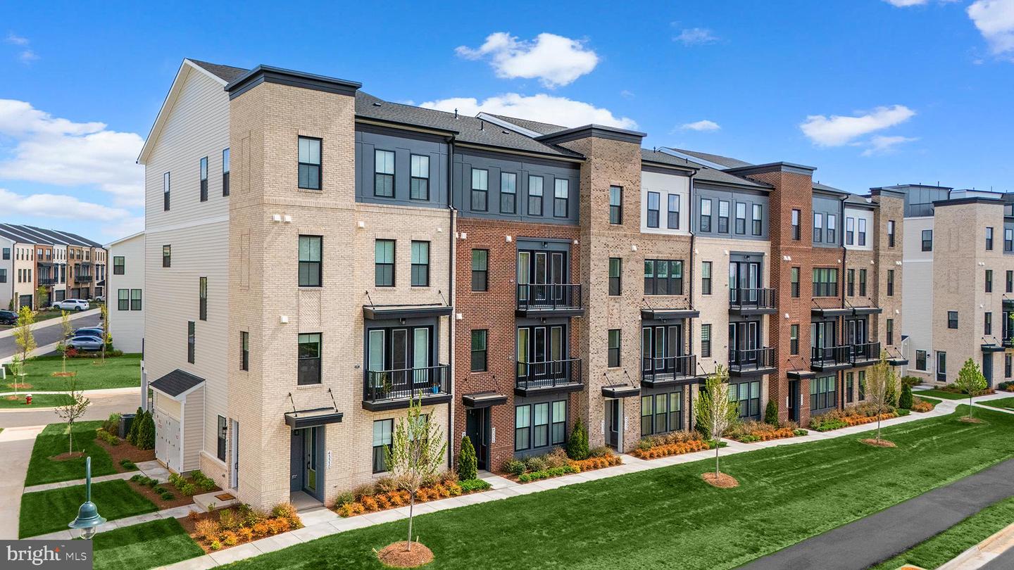 43290 Farringdon Sq