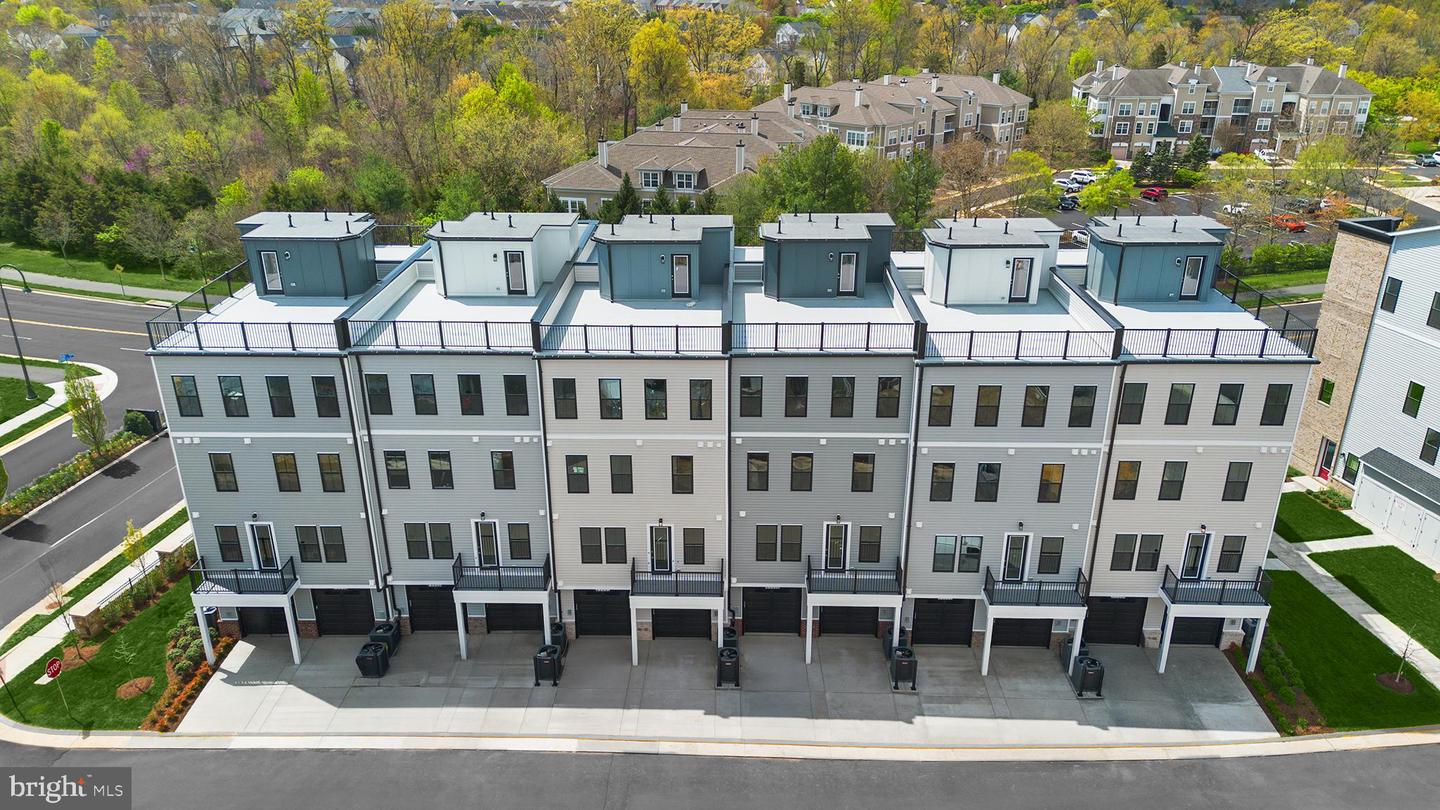 43290 Farringdon Sq