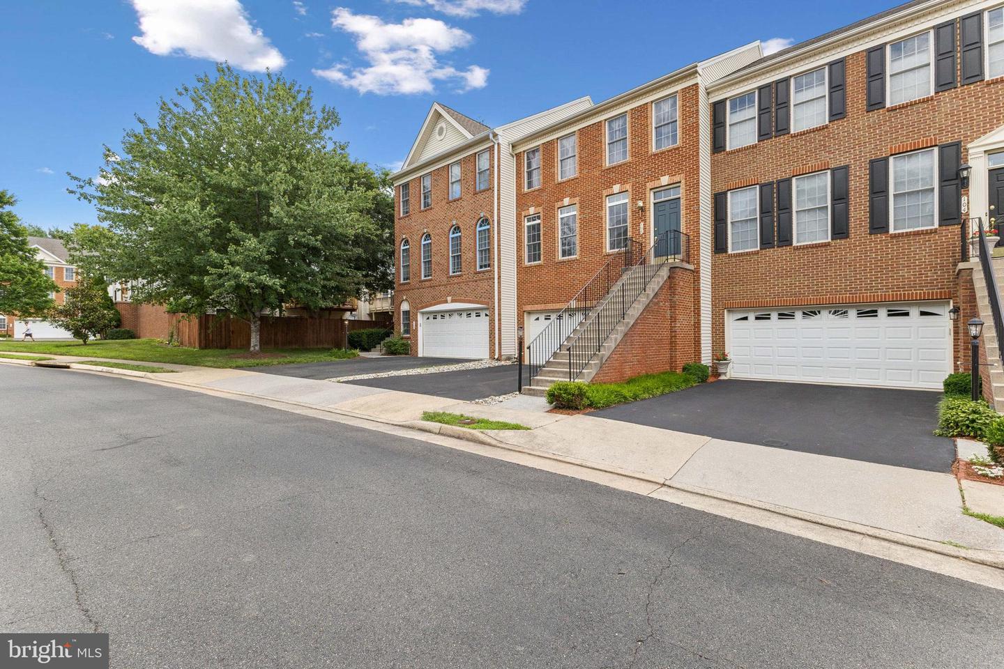 106 Misty Pond Ter