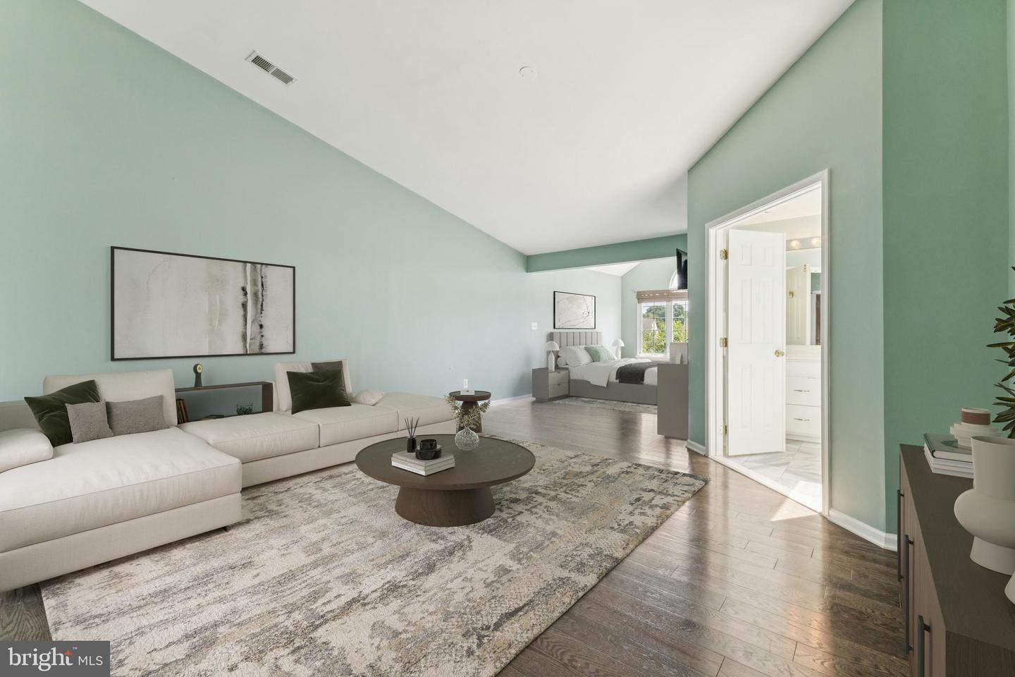 106 Misty Pond Ter