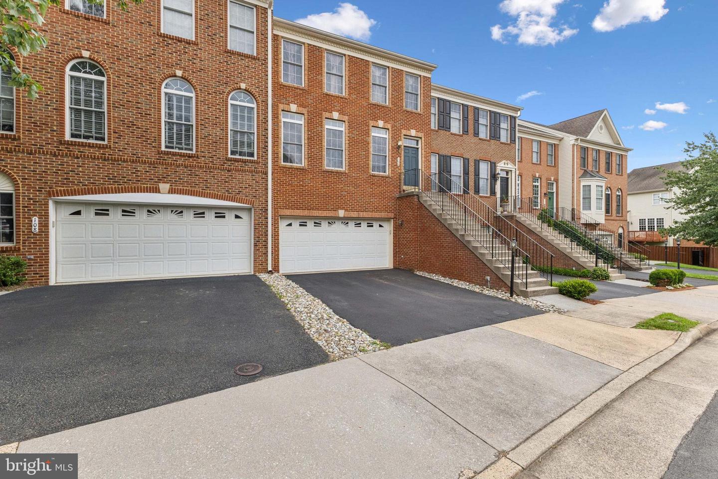 106 Misty Pond Ter