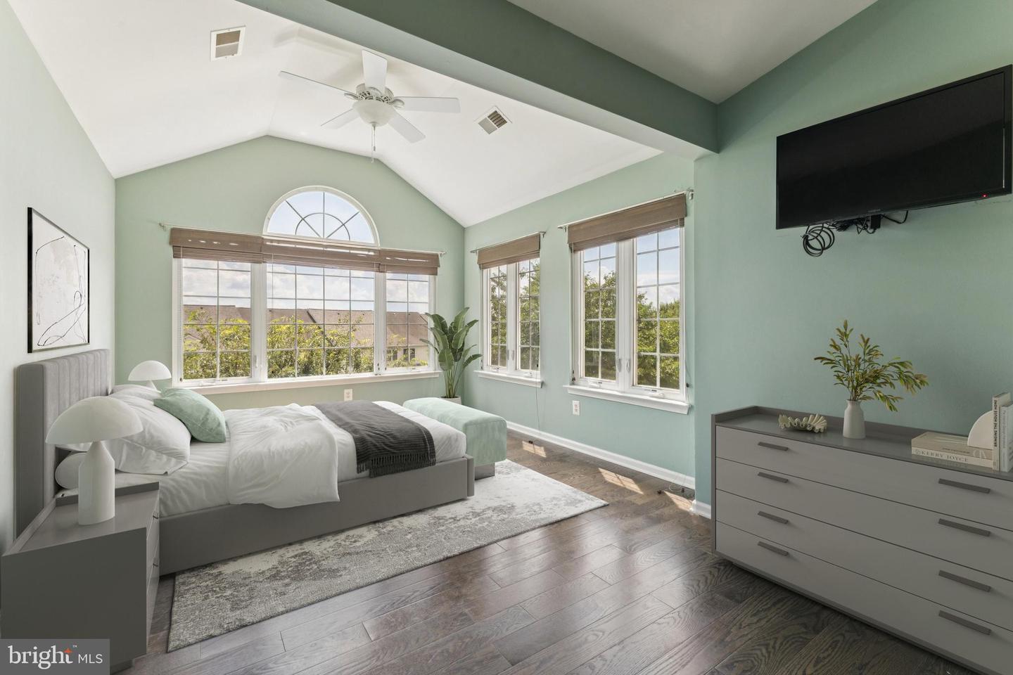 106 Misty Pond Ter