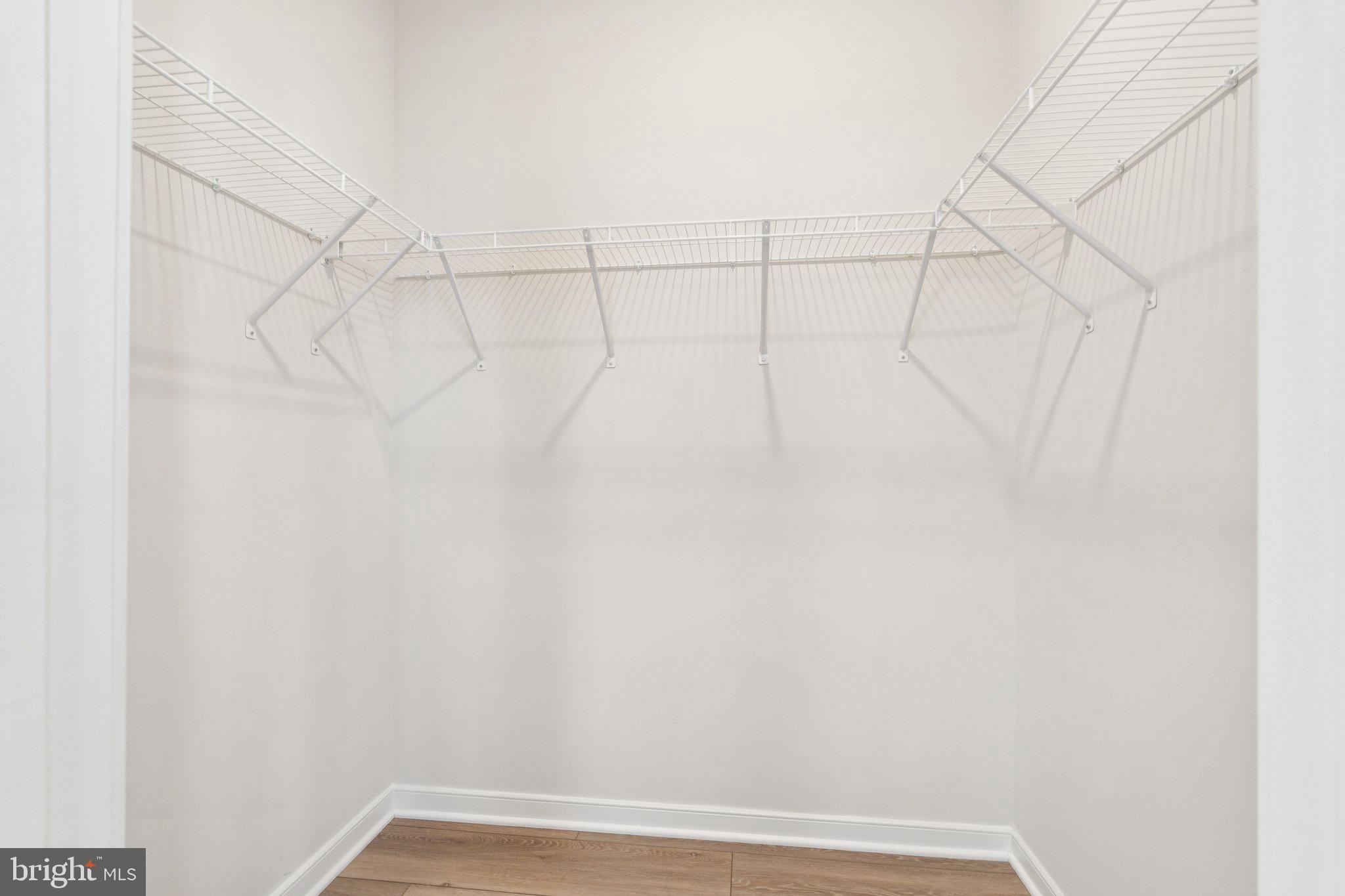 23162 Horseshoe Trail Sq