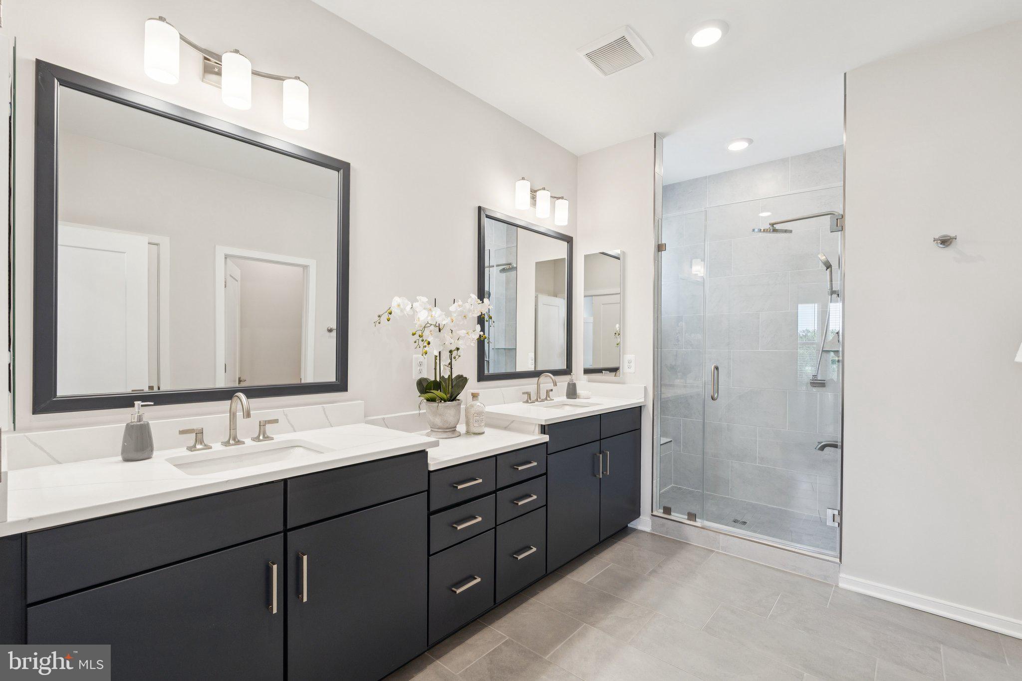 23162 Horseshoe Trail Sq