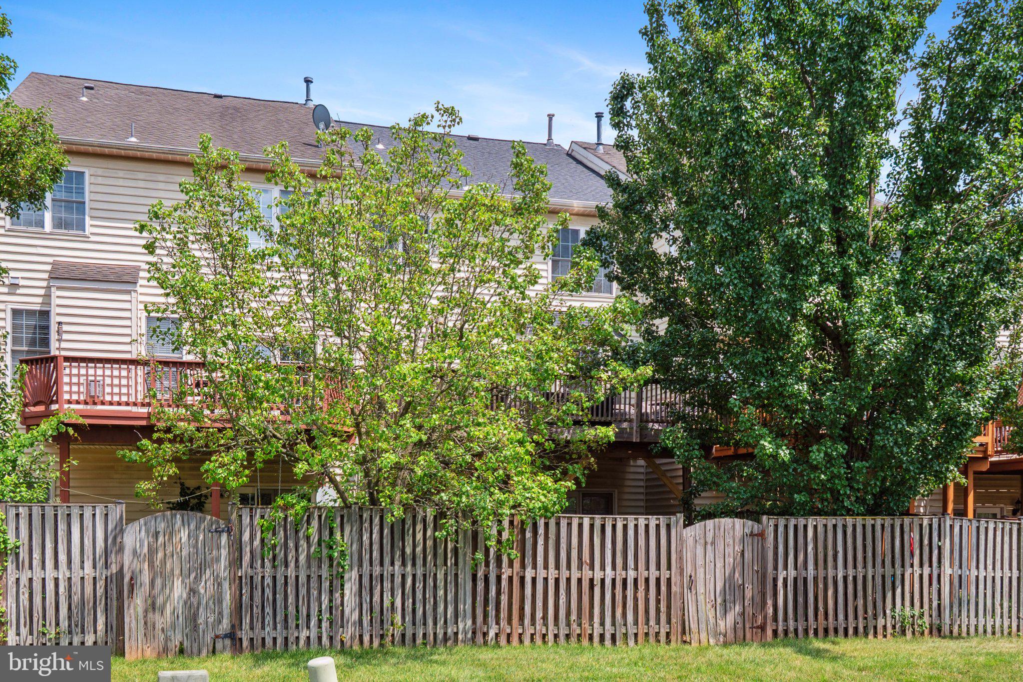 22602 Welborne Manor Sq