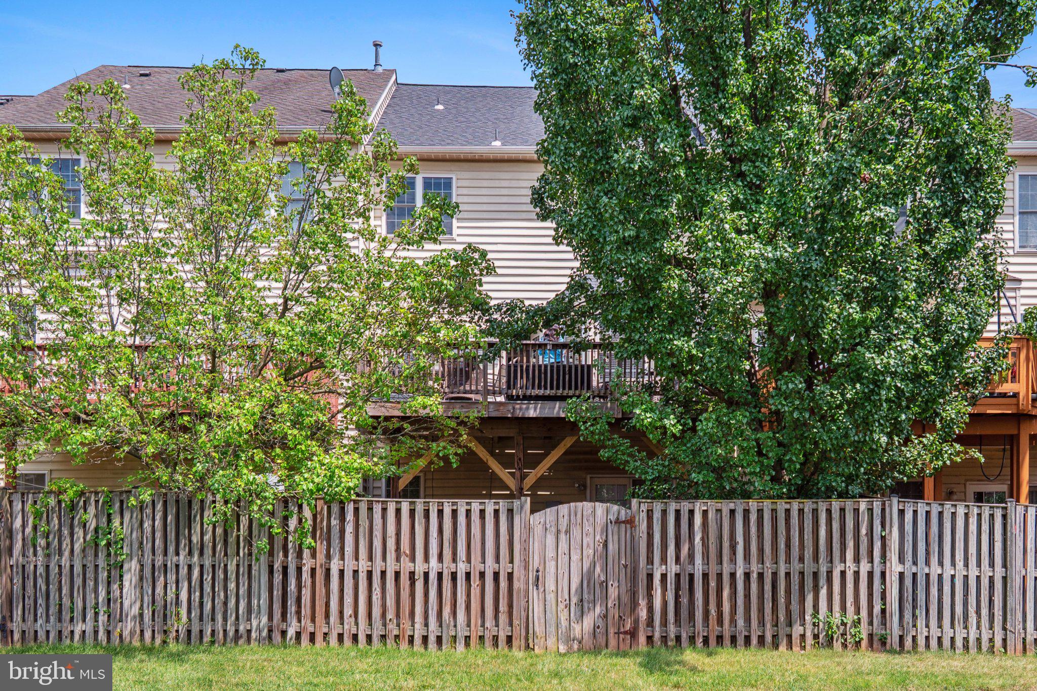 22602 Welborne Manor Sq