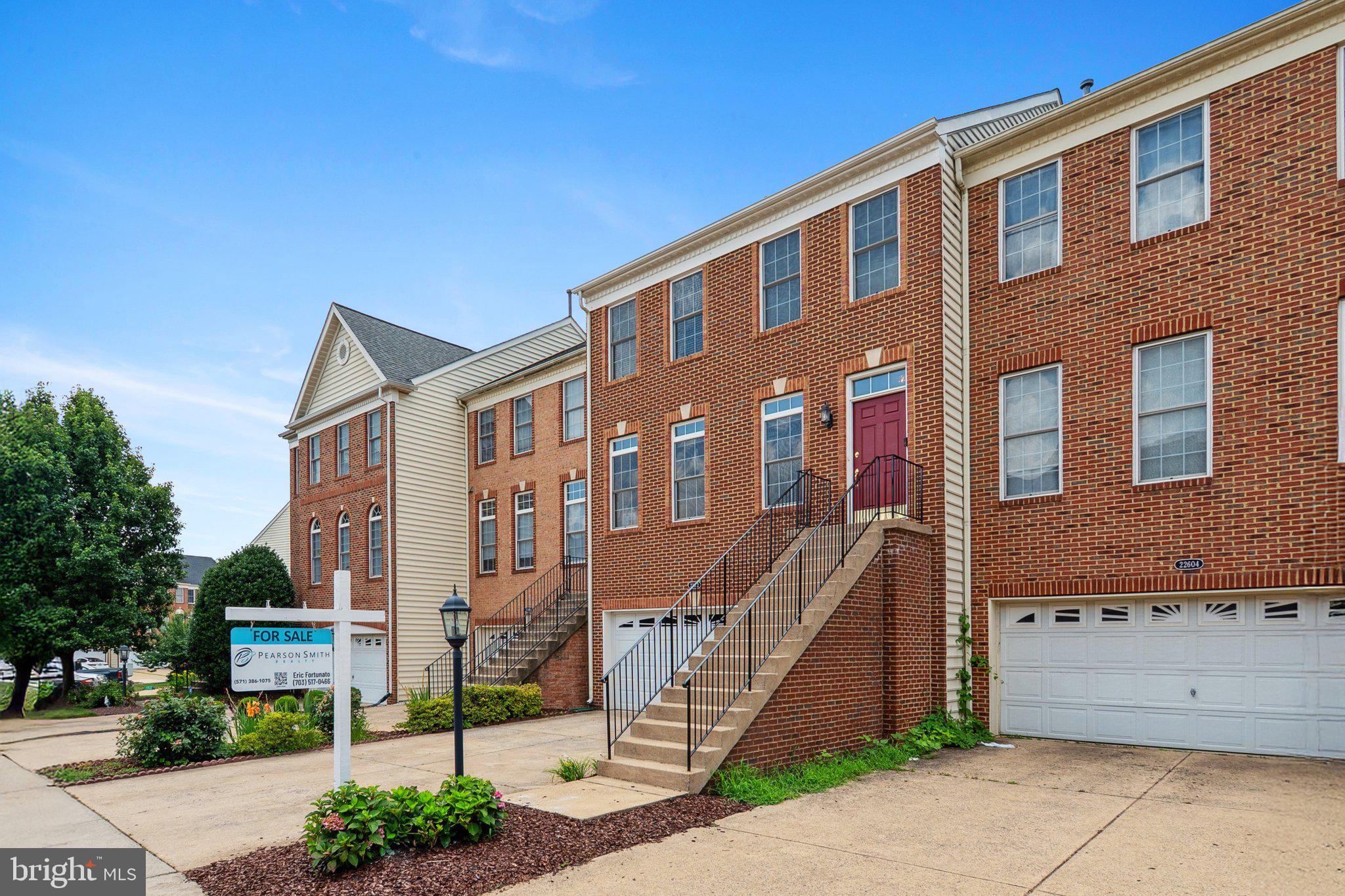 22602 Welborne Manor Sq