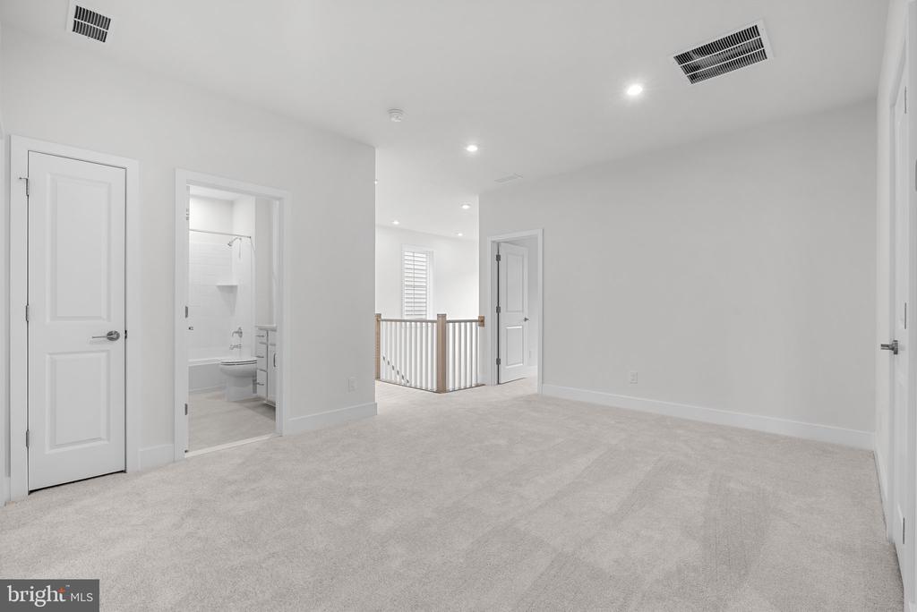 44478 Coalport Ter
