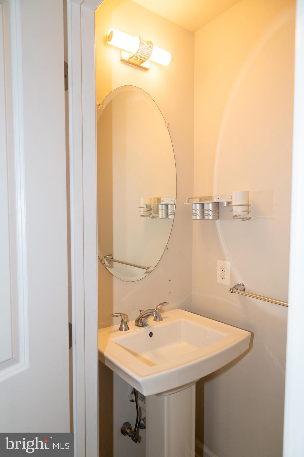 42624 LISBURN CHASE TER