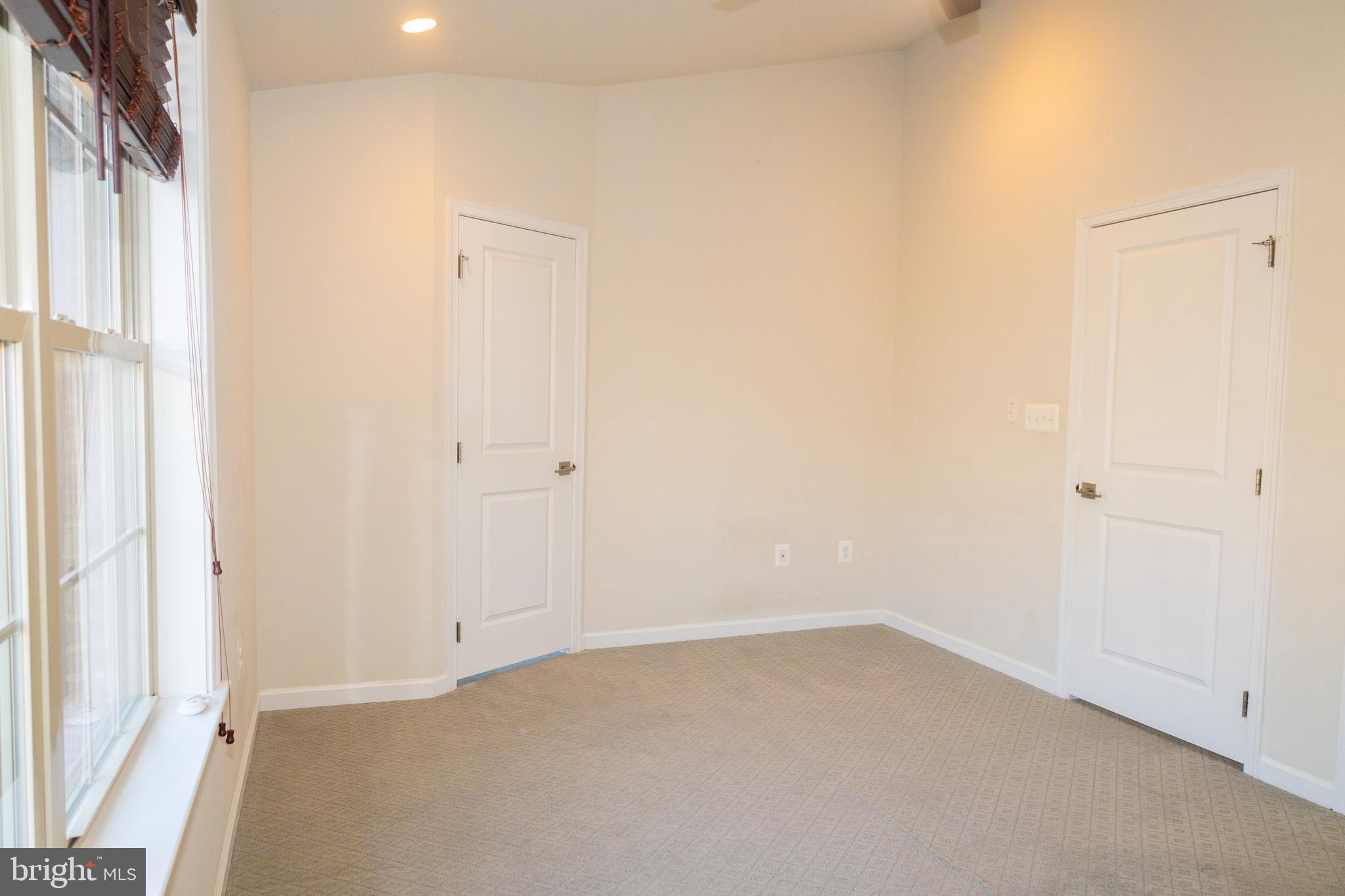 42624 LISBURN CHASE TER