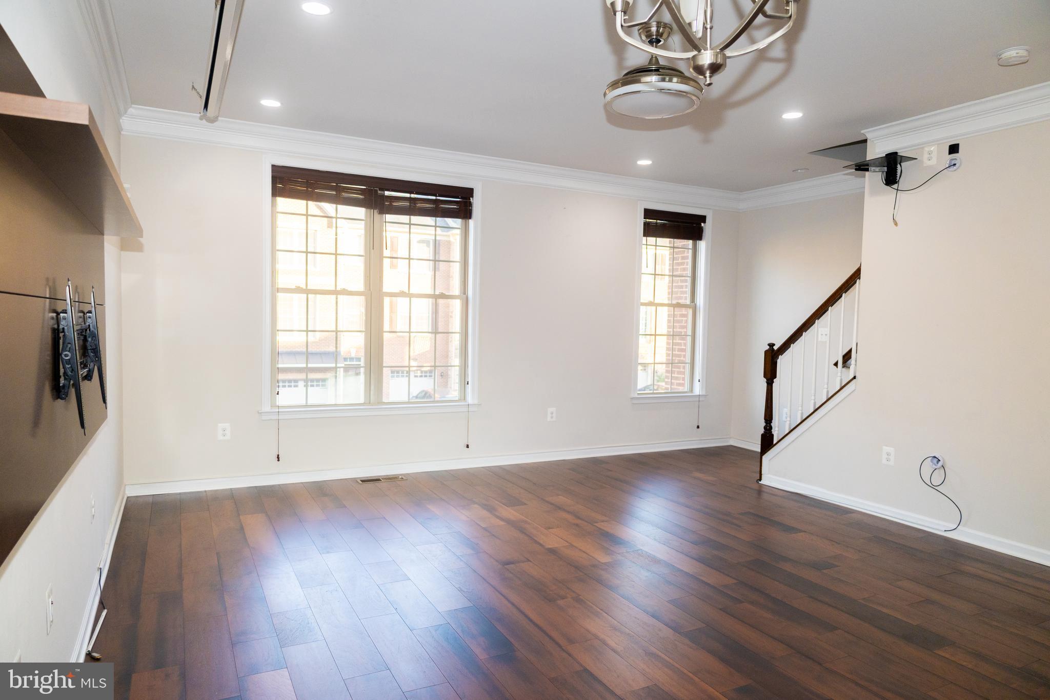 42624 LISBURN CHASE TER