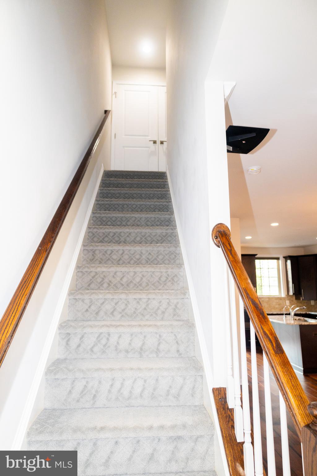 42624 LISBURN CHASE TER