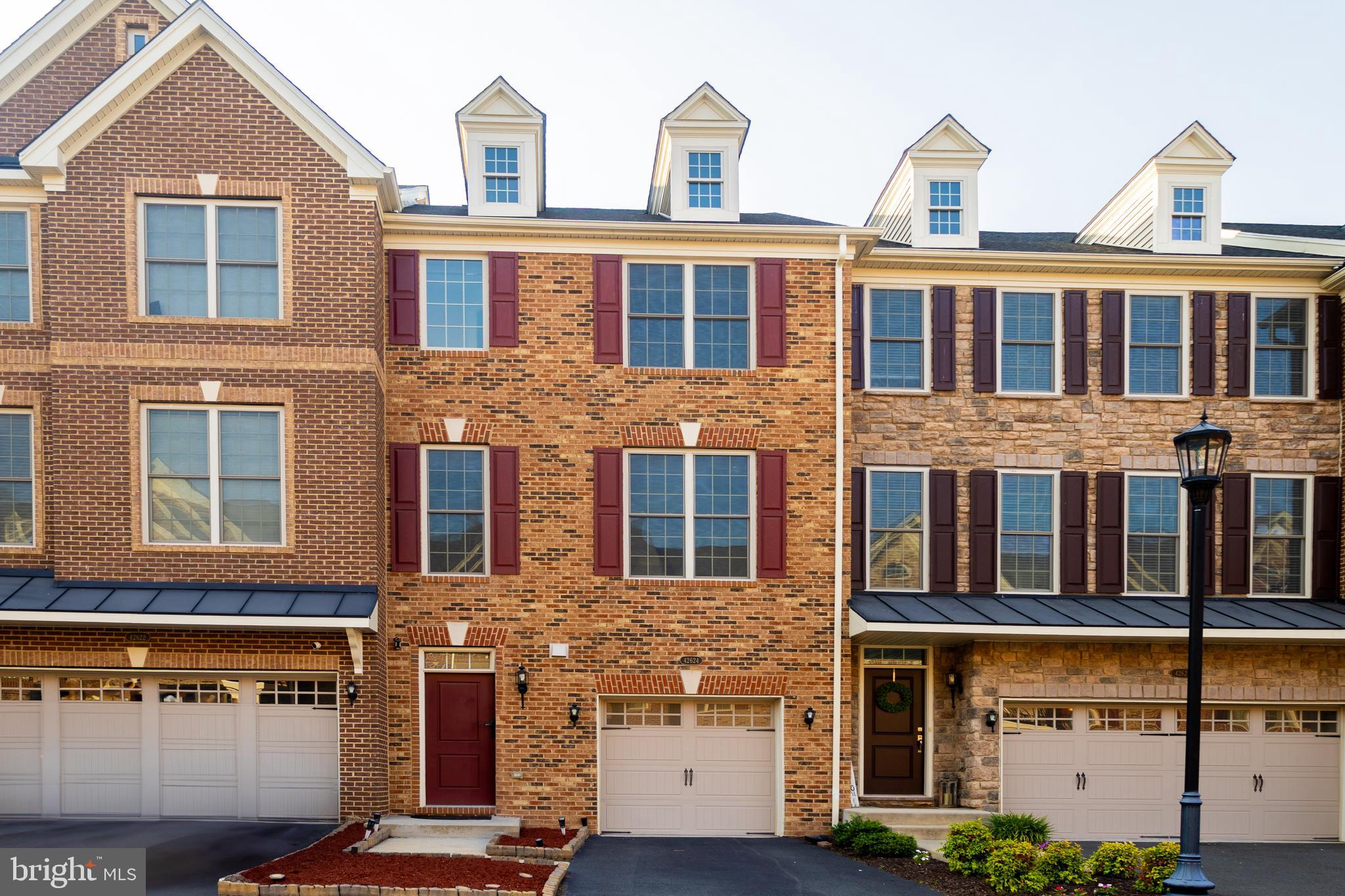 42624 LISBURN CHASE TER