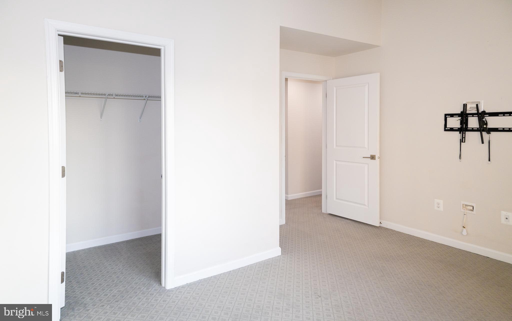 42624 LISBURN CHASE TER