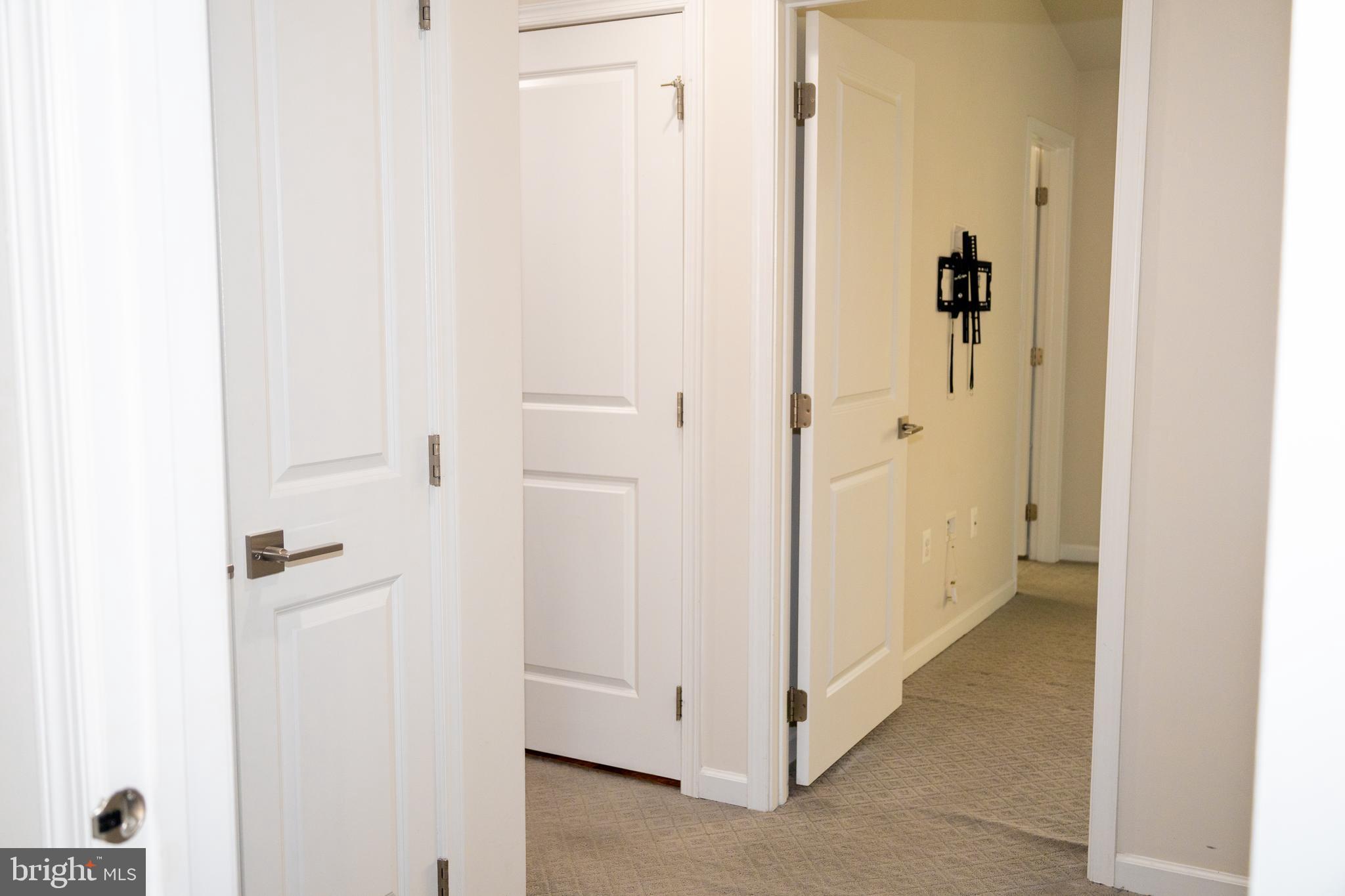 42624 LISBURN CHASE TER