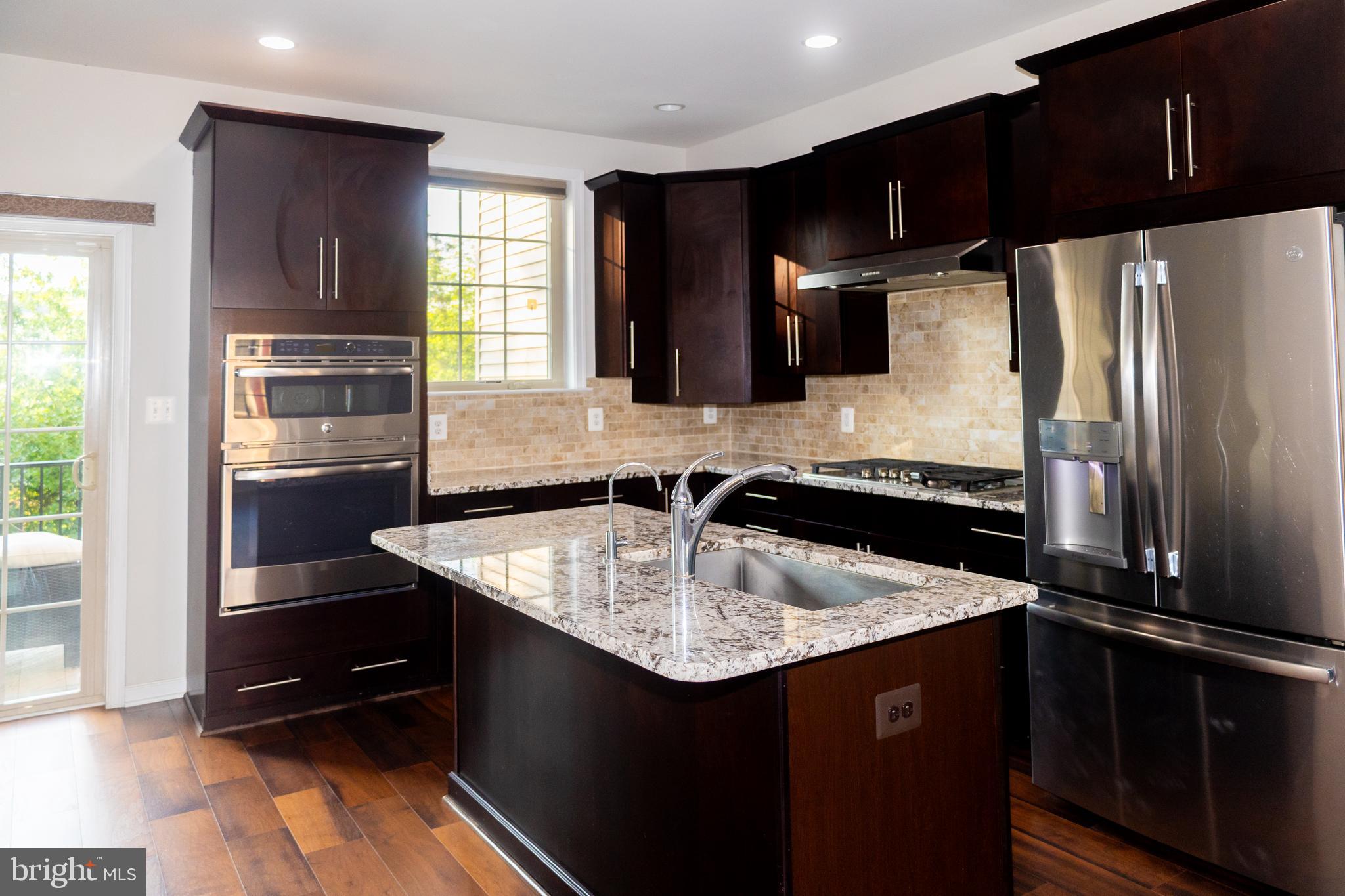 42624 LISBURN CHASE TER