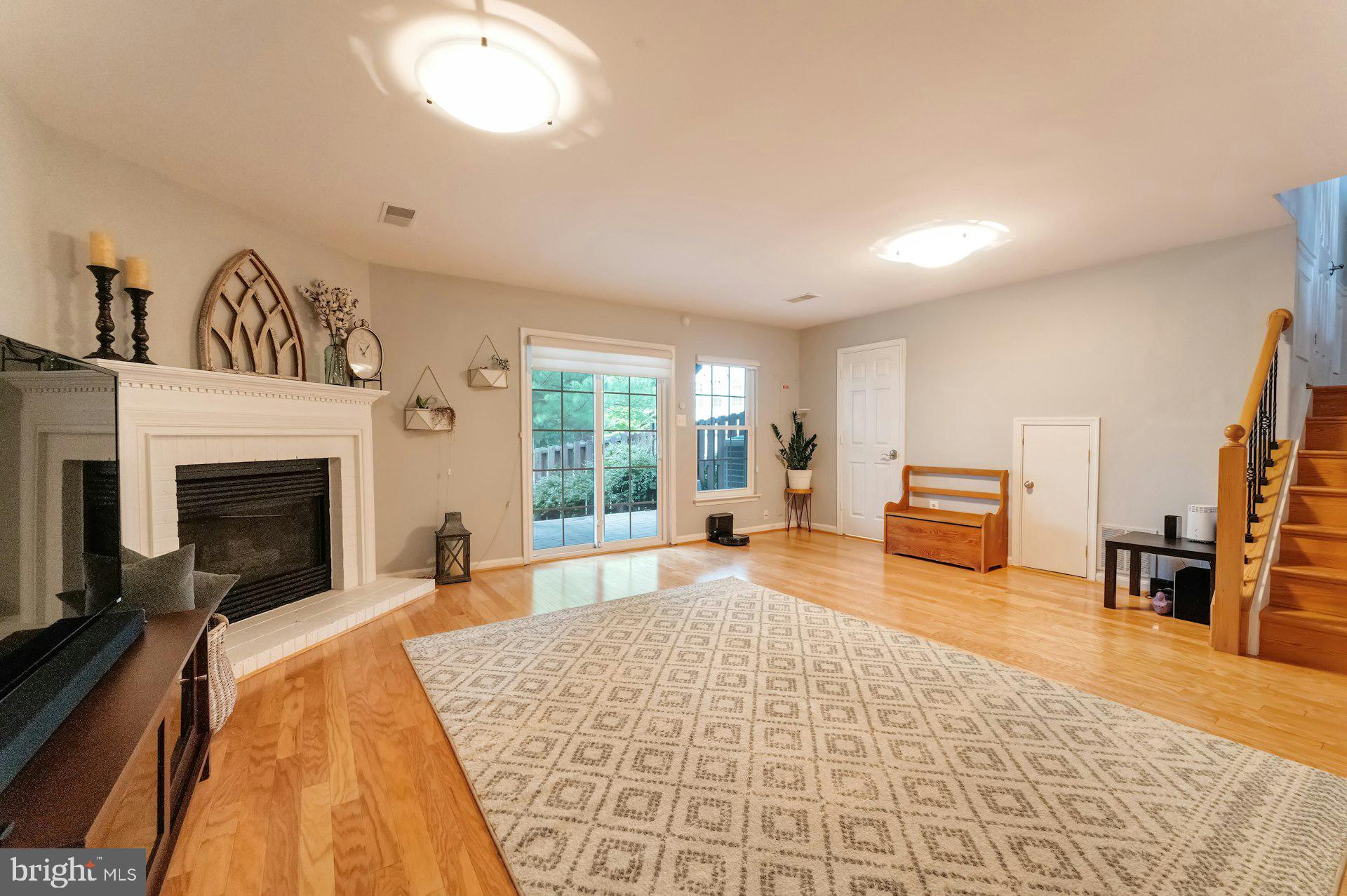 47327 Rock Falls Ter