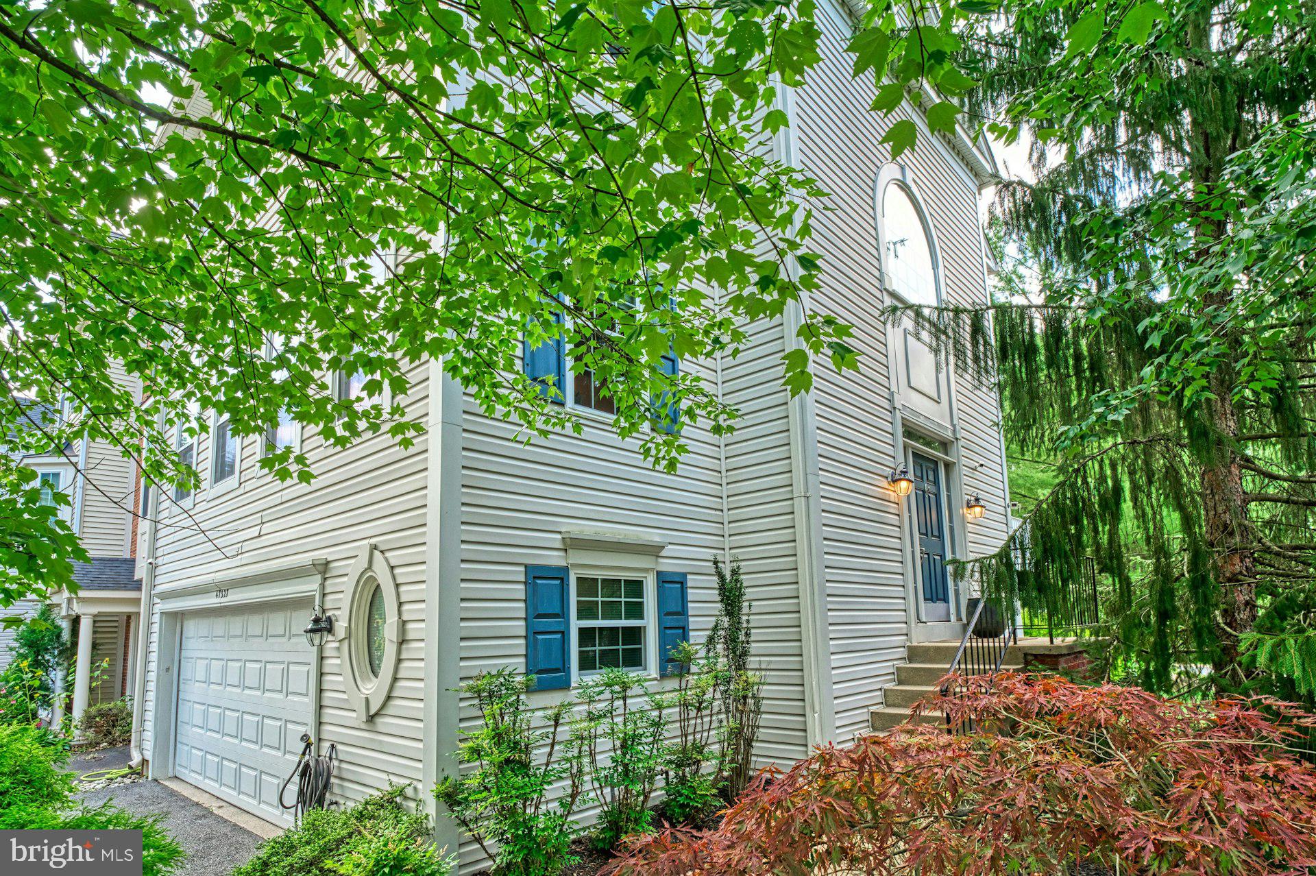 47327 Rock Falls Ter