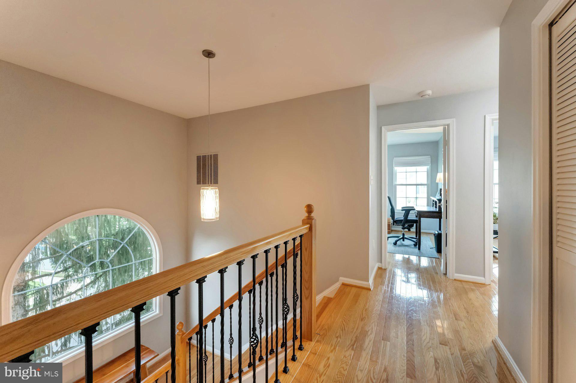 47327 Rock Falls Ter