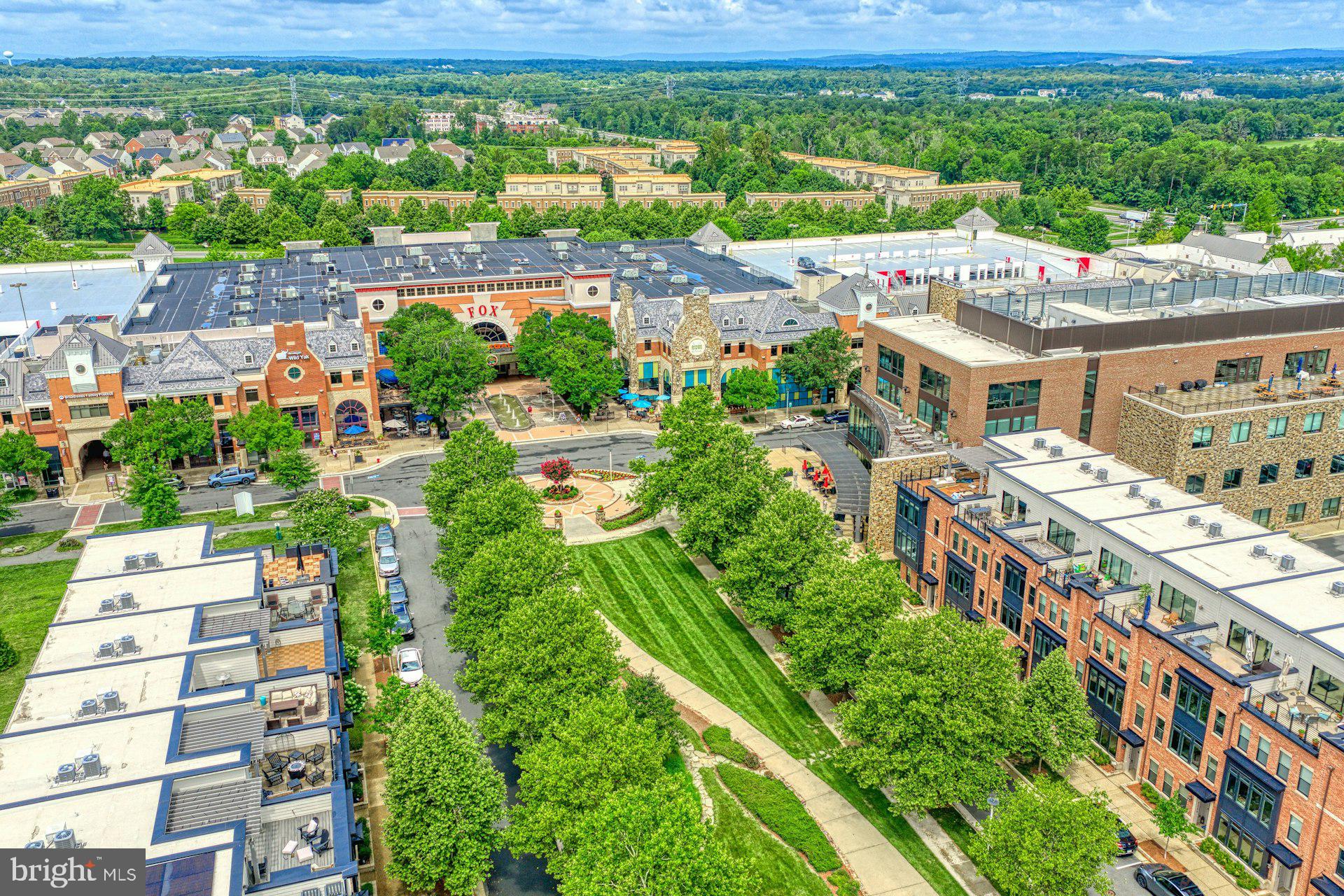 22816 Goldsborough Ter