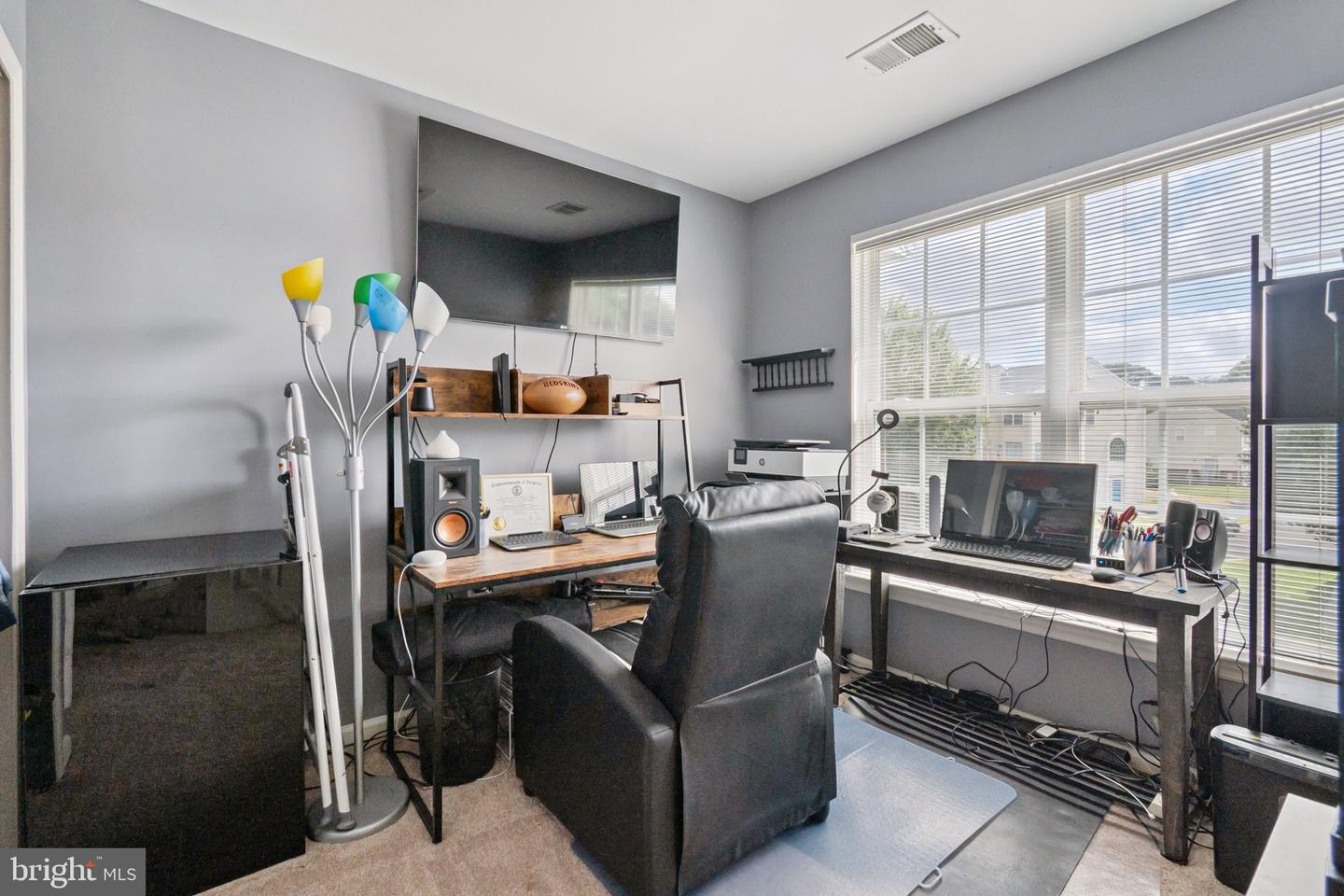 17363 Avion Sq