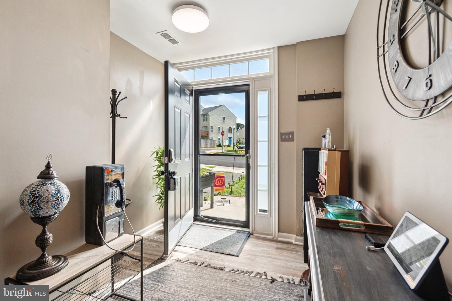 17363 Avion Sq