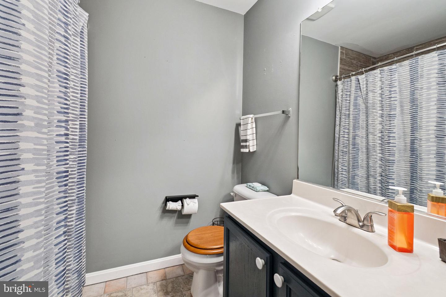 17363 Avion Sq