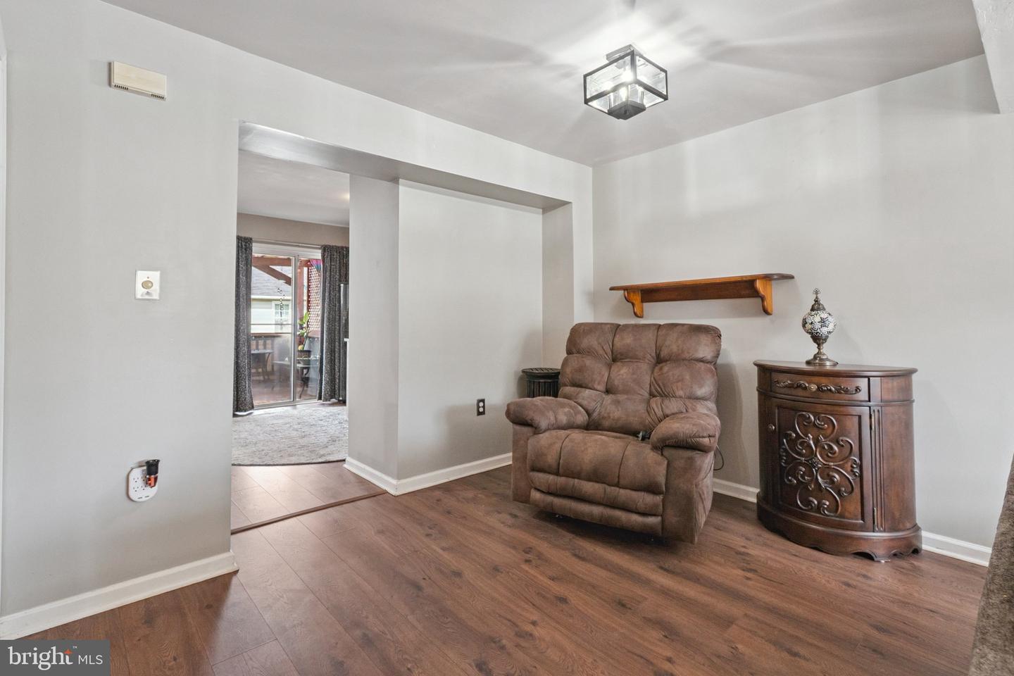 17363 Avion Sq