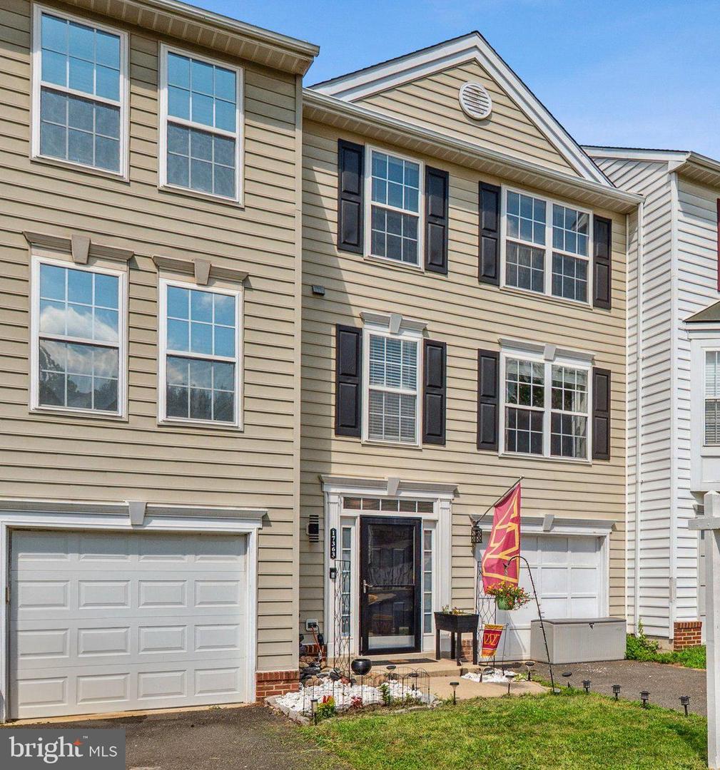 17363 Avion Sq