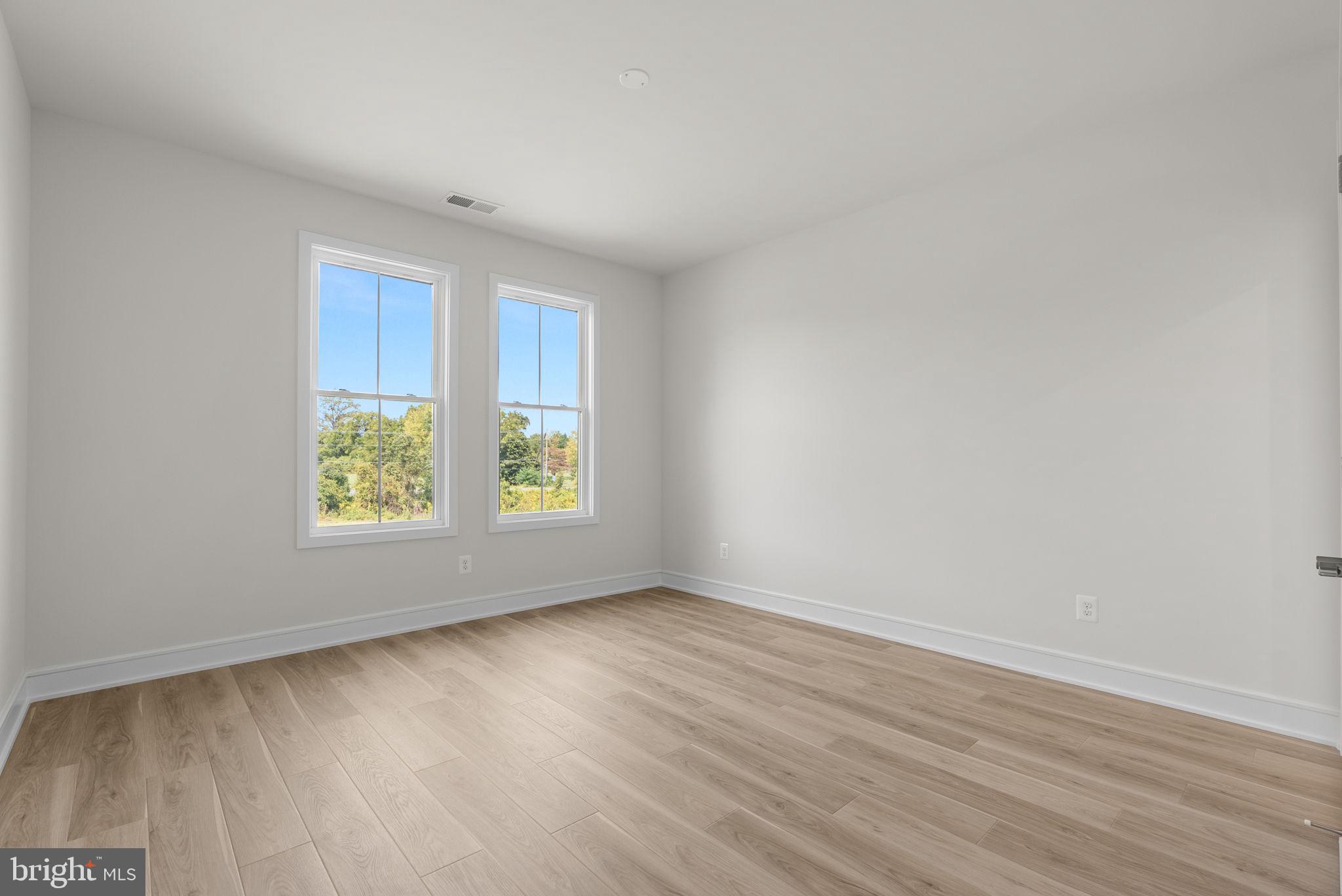 14649 Fordson Ct