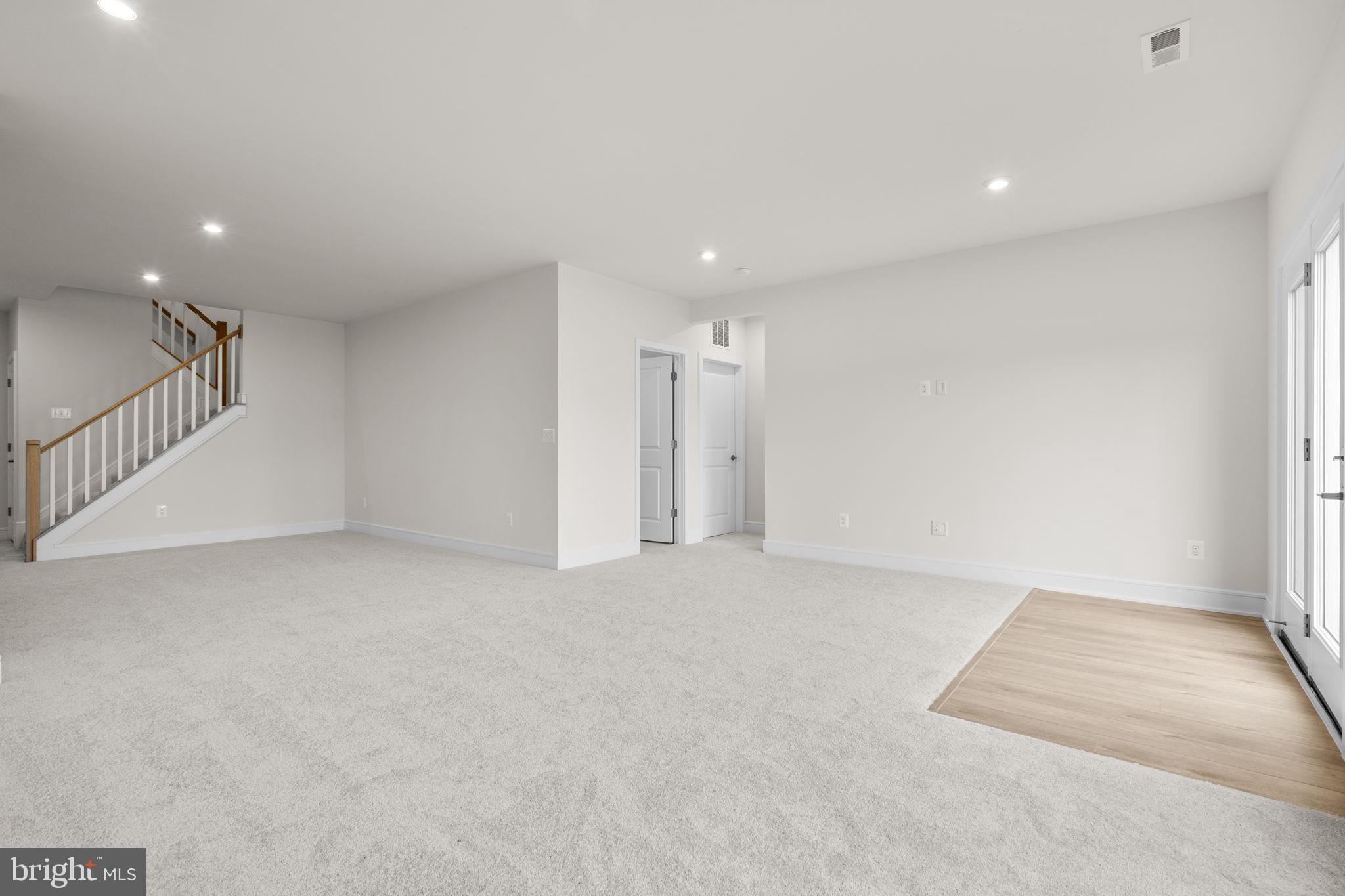 41883 Night Nurse Cir