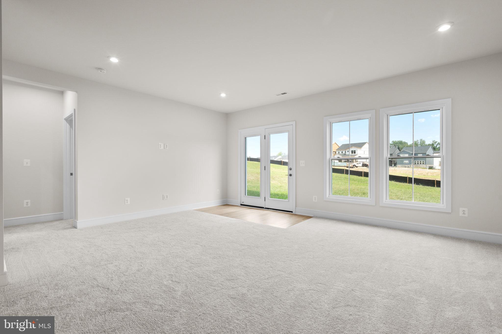 41883 Night Nurse Cir