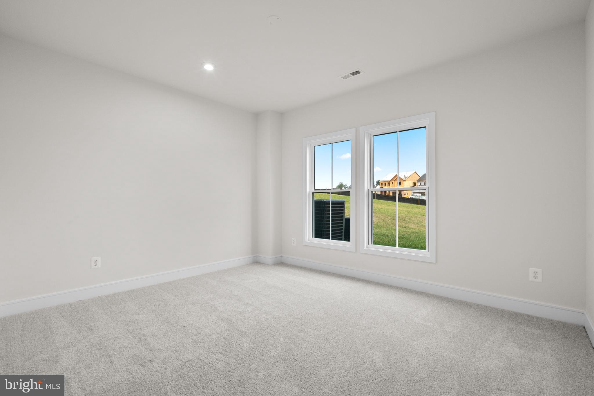 41883 Night Nurse Cir