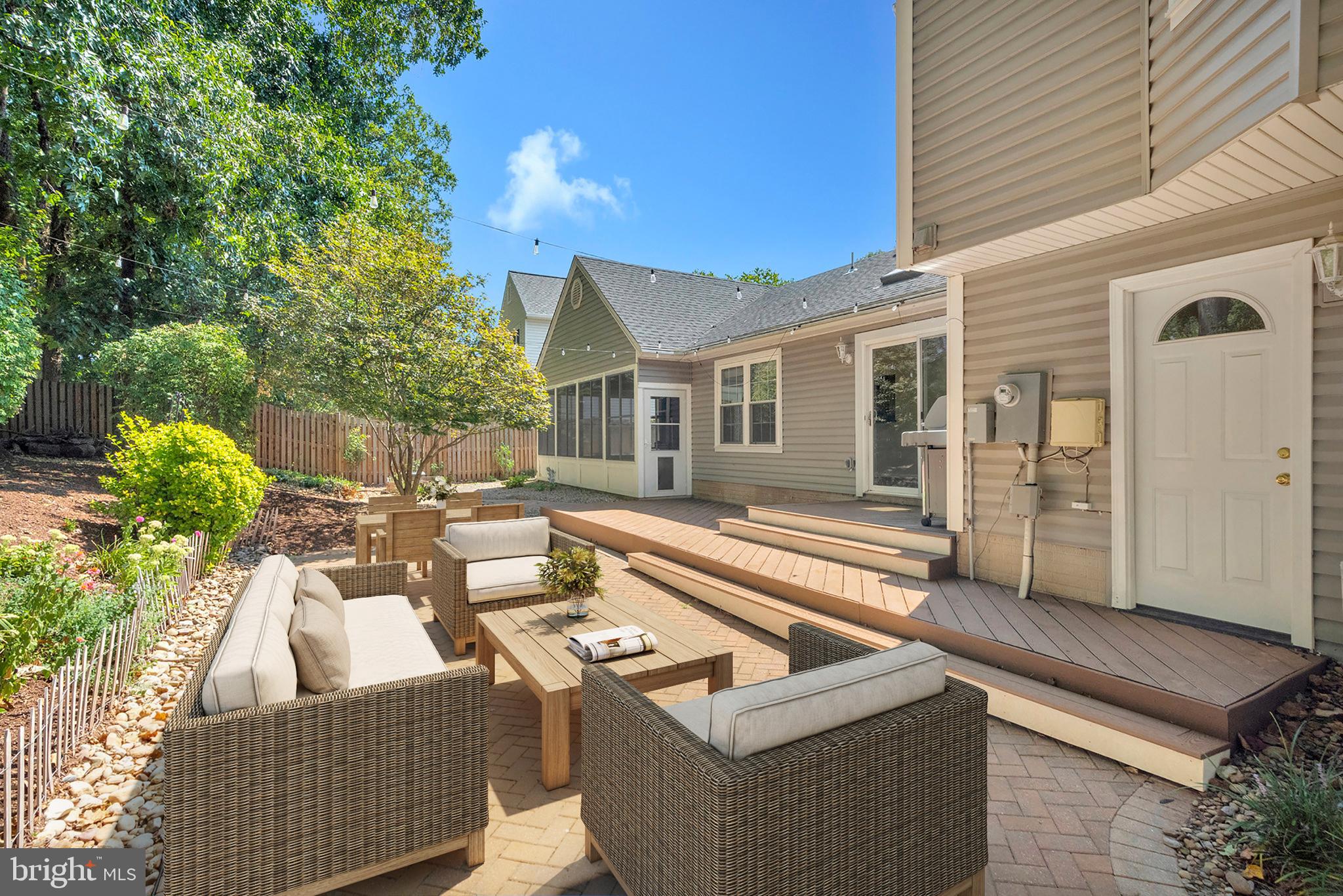 811 POTOMAC RIDGE COURT