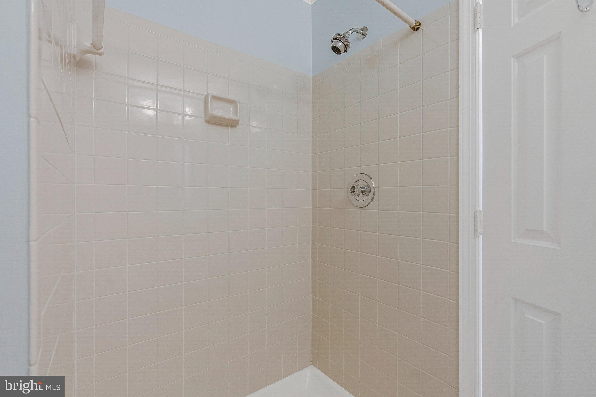 811 POTOMAC RIDGE COURT