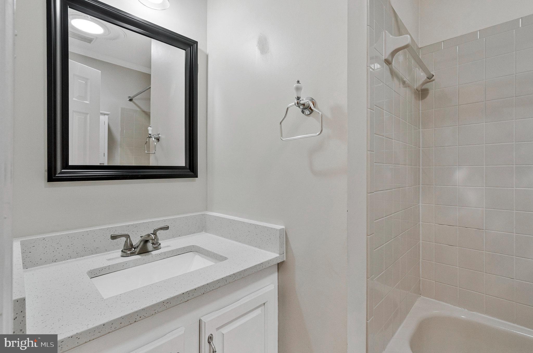 811 POTOMAC RIDGE COURT