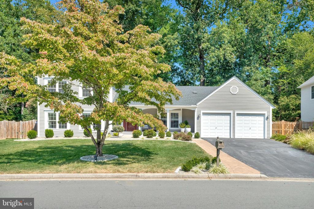811 POTOMAC RIDGE COURT