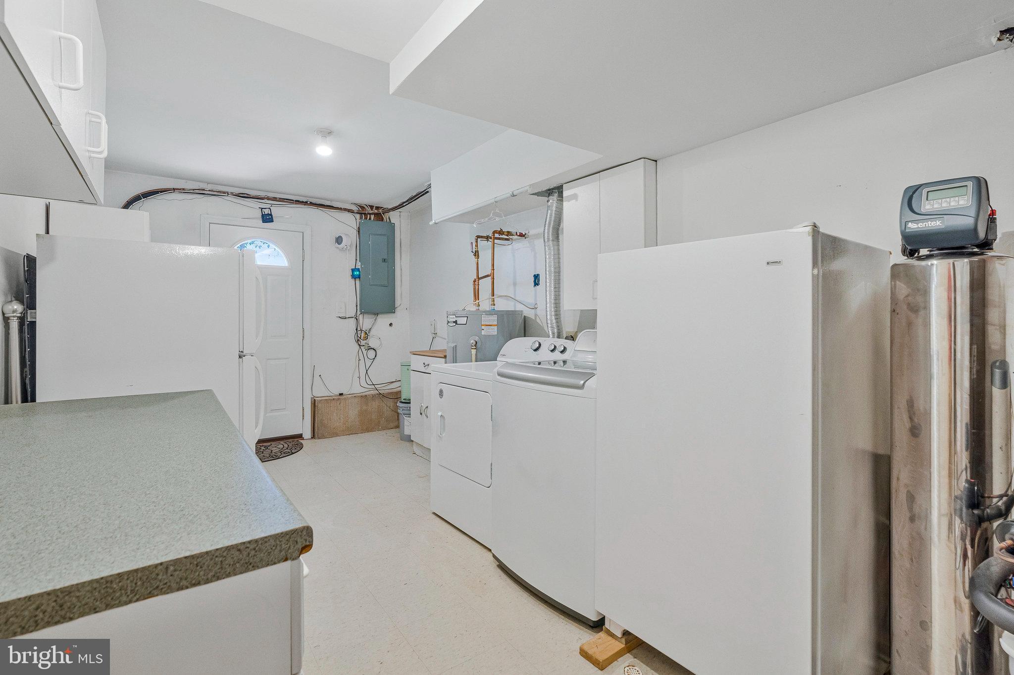 811 POTOMAC RIDGE COURT