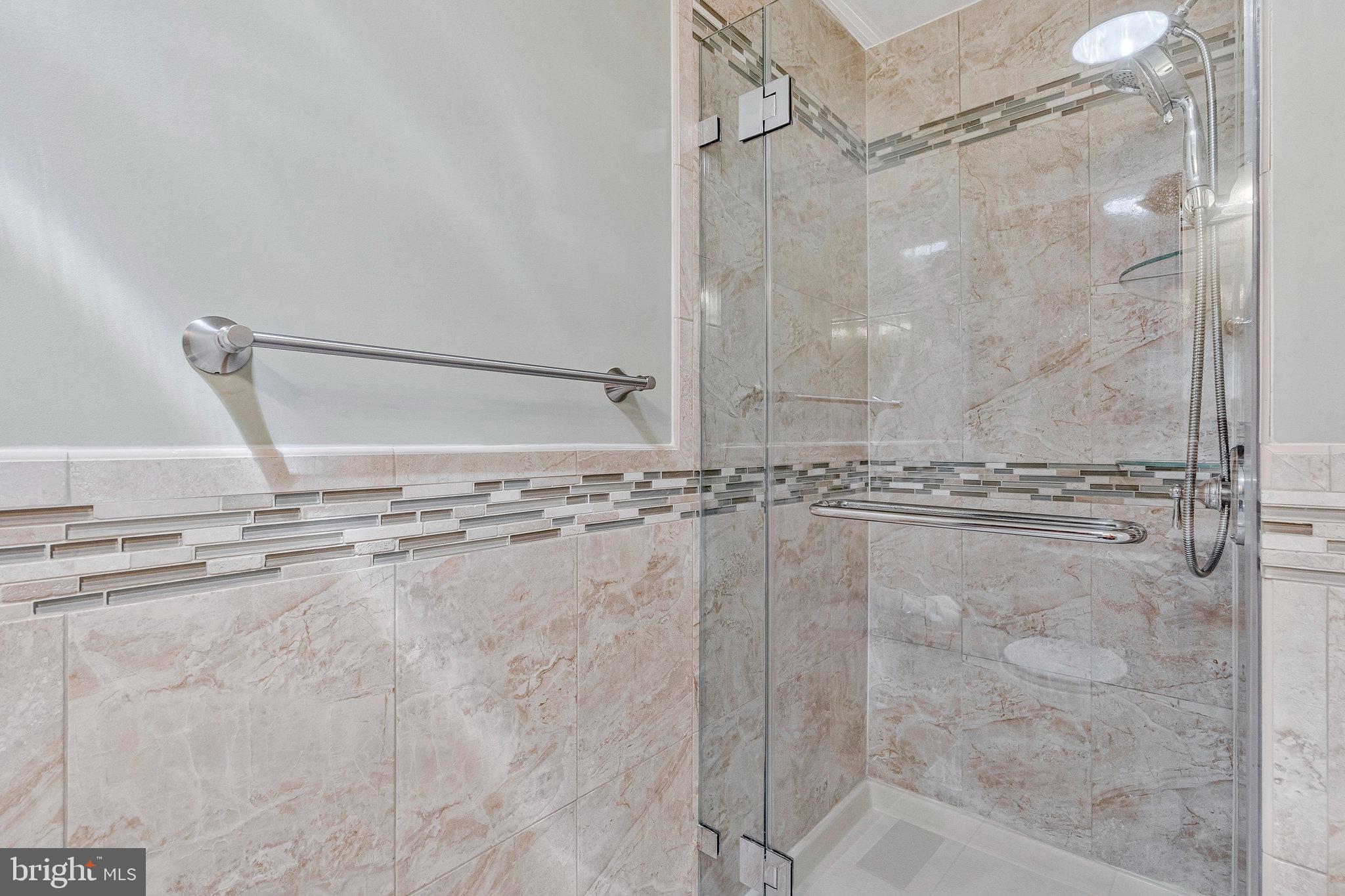 811 POTOMAC RIDGE COURT