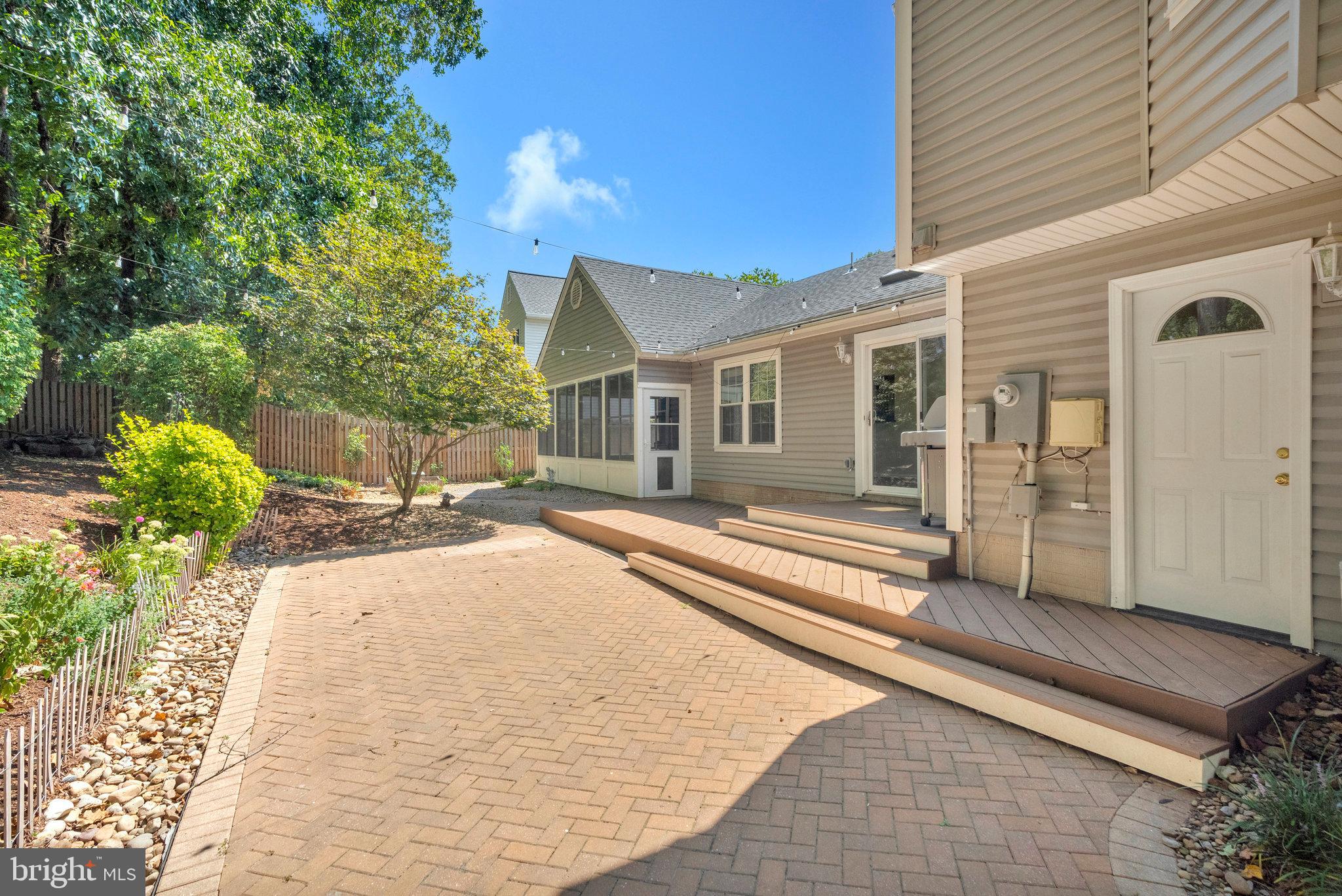 811 POTOMAC RIDGE COURT