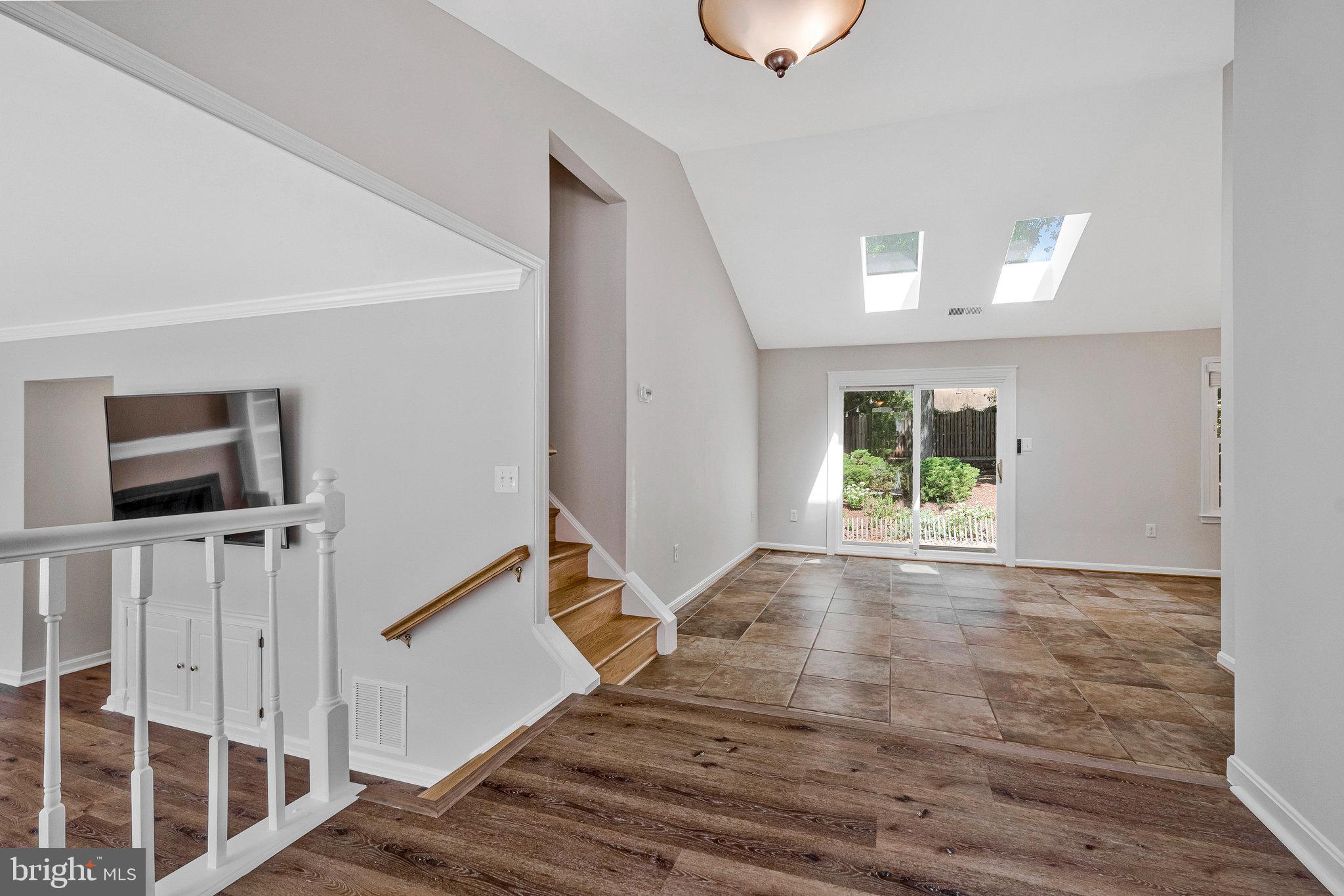 811 POTOMAC RIDGE COURT