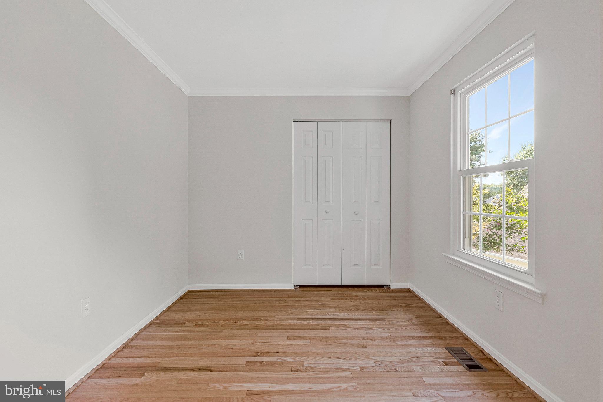 811 POTOMAC RIDGE COURT