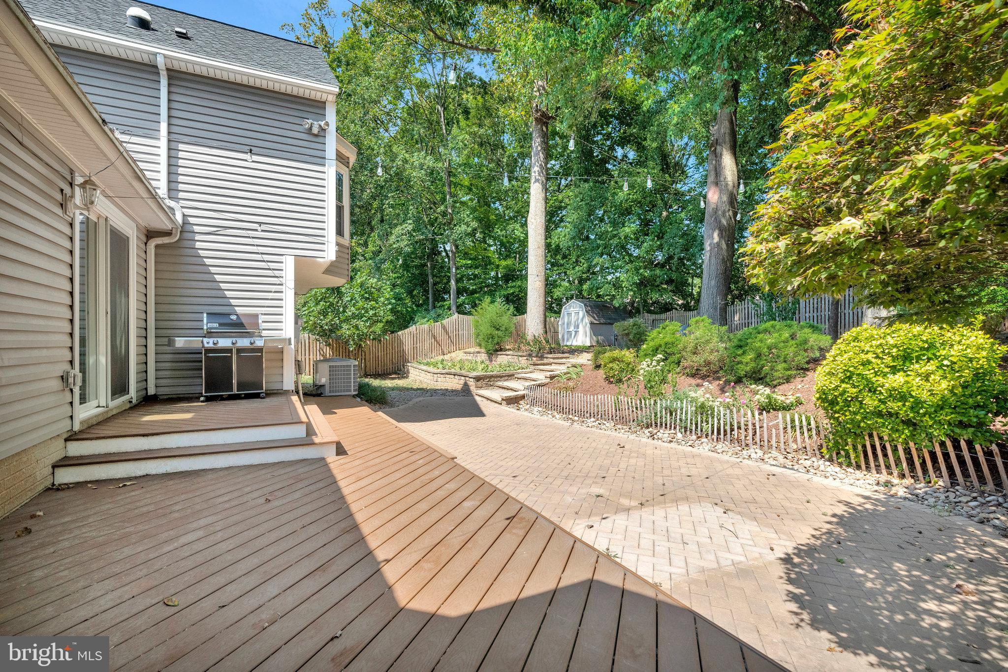 811 POTOMAC RIDGE COURT