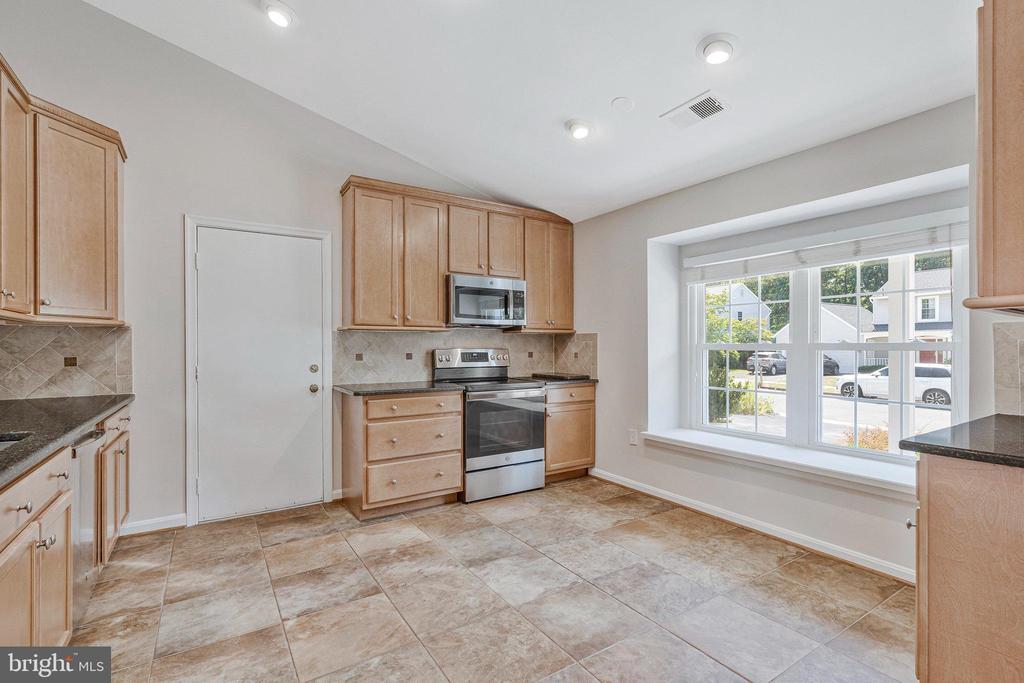 811 POTOMAC RIDGE COURT