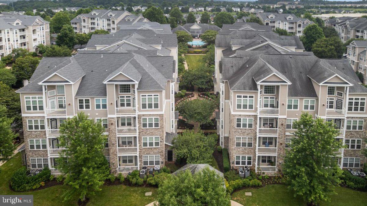 505 Sunset View Ter SE #304