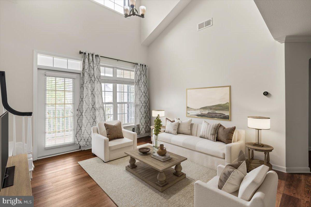 505 Sunset View Ter SE #304