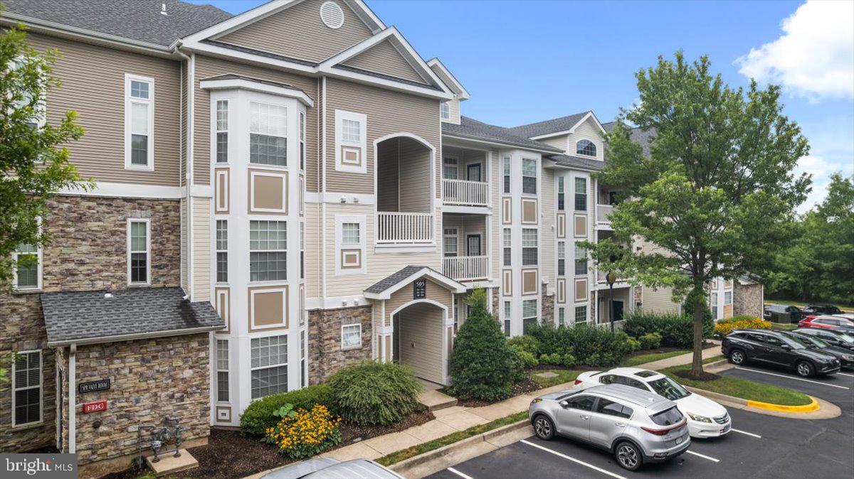 505 Sunset View Ter SE #304