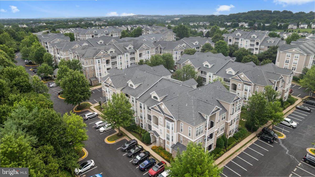 505 Sunset View Ter SE #304